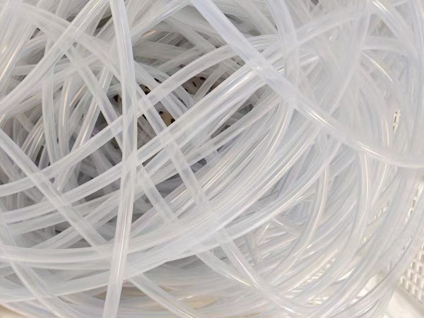 飲水機硅膠管制作生產(chǎn)要求如何